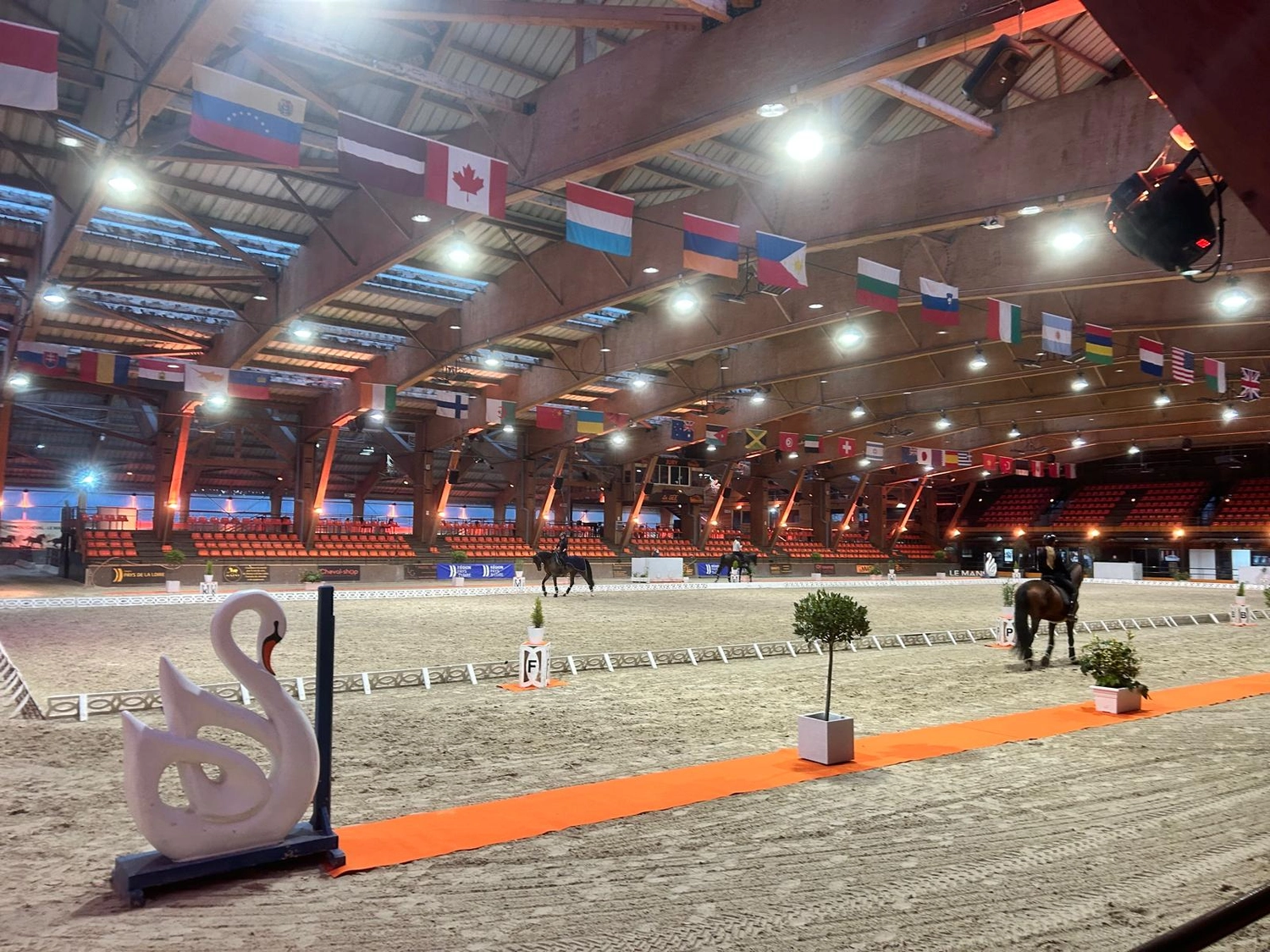 Reitsportzentrum Lichtenholz e. V. – Reitplatz